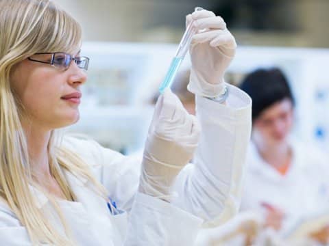 BSc Chemistry Job : Laboratory Assistant Post @ Vasantdada Sugar Institute